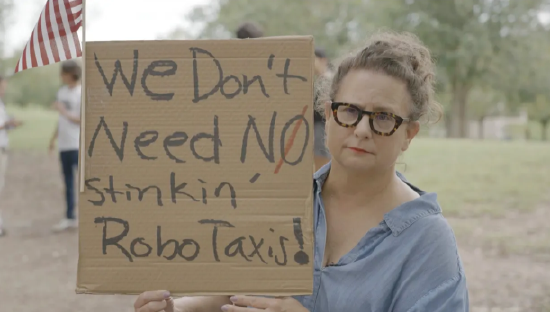配资网站大全 特斯拉在得州奥斯汀遭遇抗议活动：反对马斯克Robotaxi计划